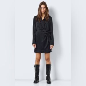 New! Noisy May Leyla Longsleeve Black Mini Dress Sz‎ XS $85
